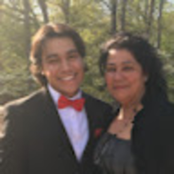 Meet your Posher, Dimitrius - Picture 1 of 1